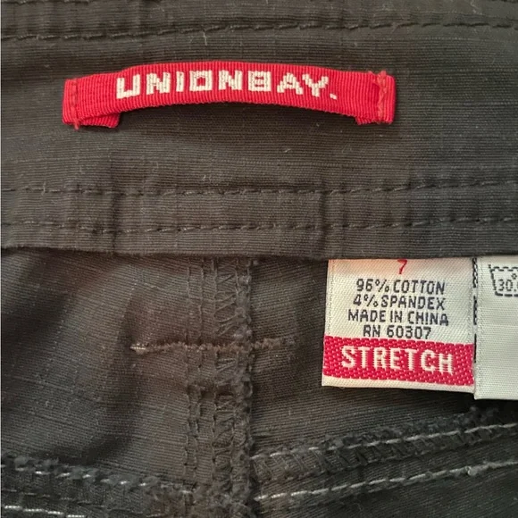 UNIONBAY Black Capris with Adjustable Gray Belt - Picture 2 of 16